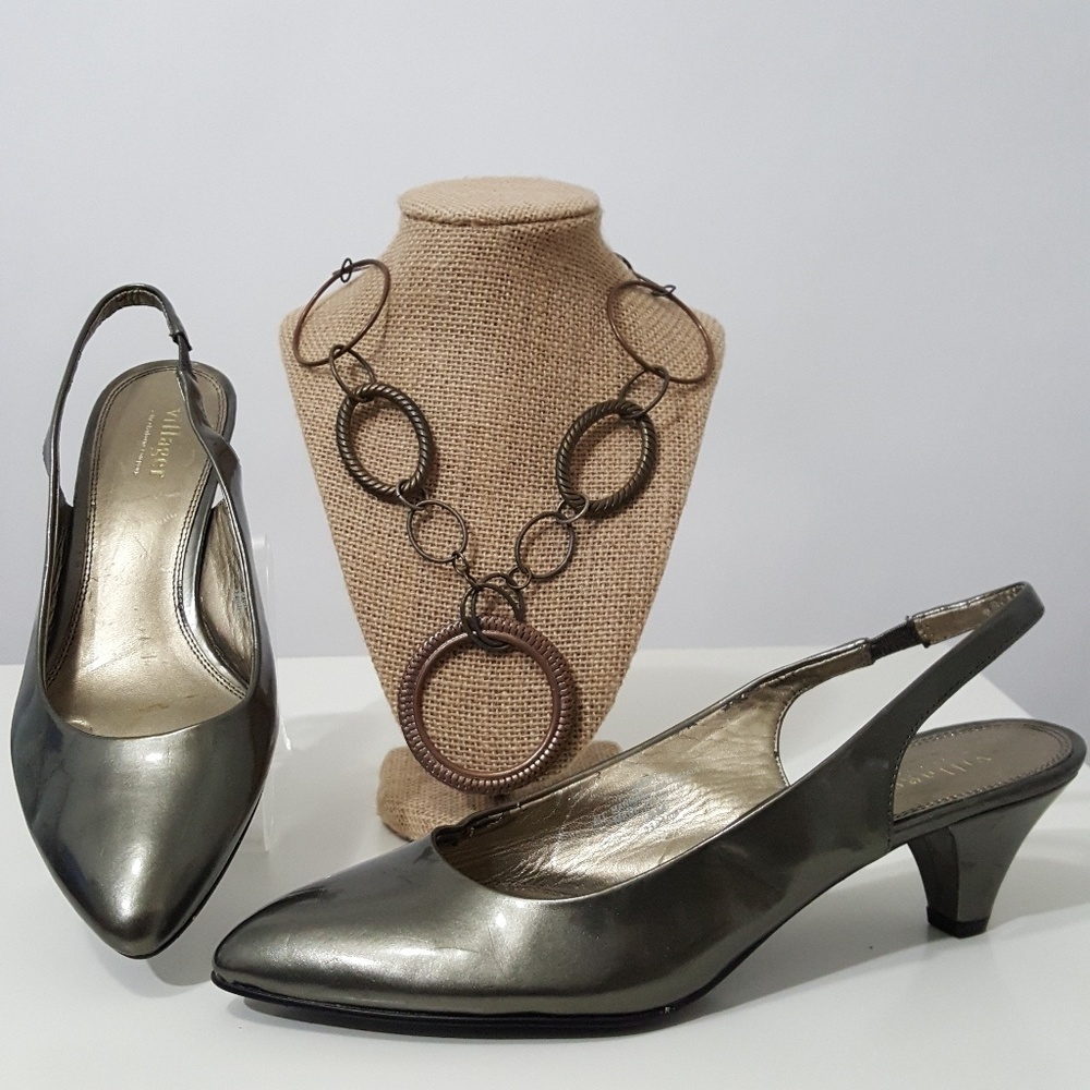 VILLAGER LIZ CLAIBORNE SLING BACK